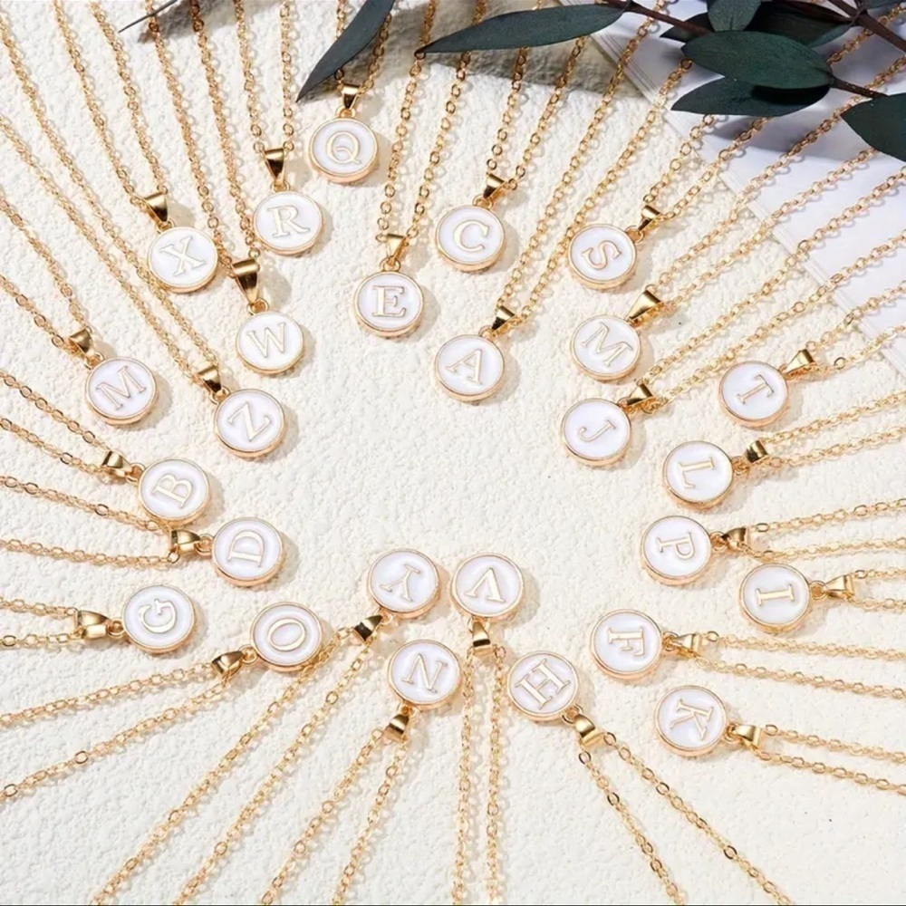 Round Initial letter pendant necklace